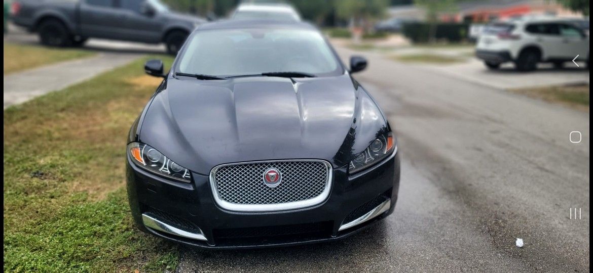 2014 Jaguar XF