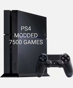 PS4 with 4TB HARD DRIVE LOADED with 7000 Games