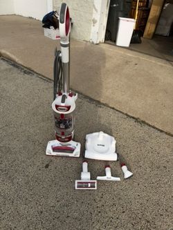 Shark Rotator Professional Lift-Away Vacuum (NV501) – w/ Canister Caddy & Pet Brush