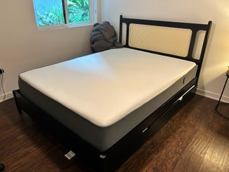 Modern Queen Cane Bed Frame & Memory Foam Mattress