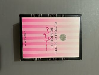 Victoria secret bombshell