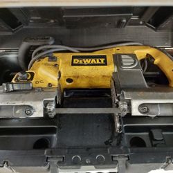 DeWalt D28770 Deep Cut Band Saw