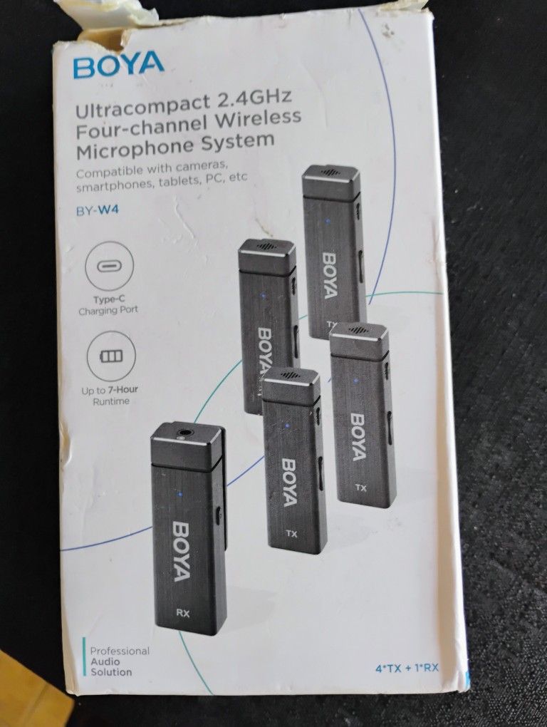 Boya Ultra Compact Wireless Mic, 4-Channel