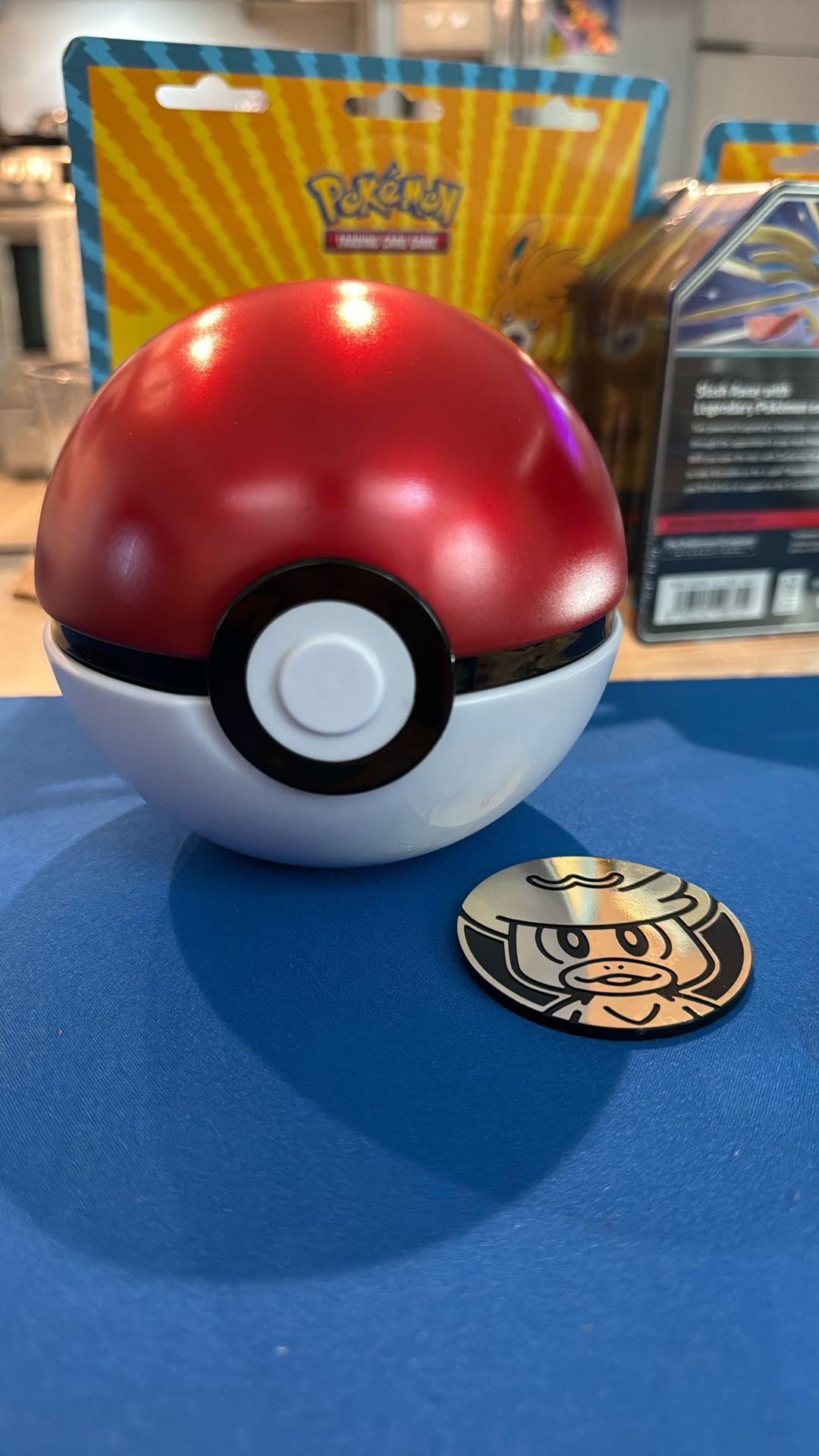 Pokeball Tin *EMPTY NO CARDS*