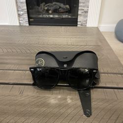 Ray Ban Wayfarer sunglasses RB 2140 