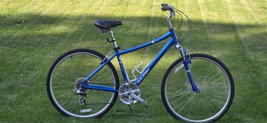 RALEIGH 4.0 - HYBRID COMFORT BIKE - MEDIUM FRAME - TUNED