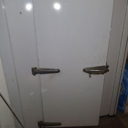 Walk In Cooler