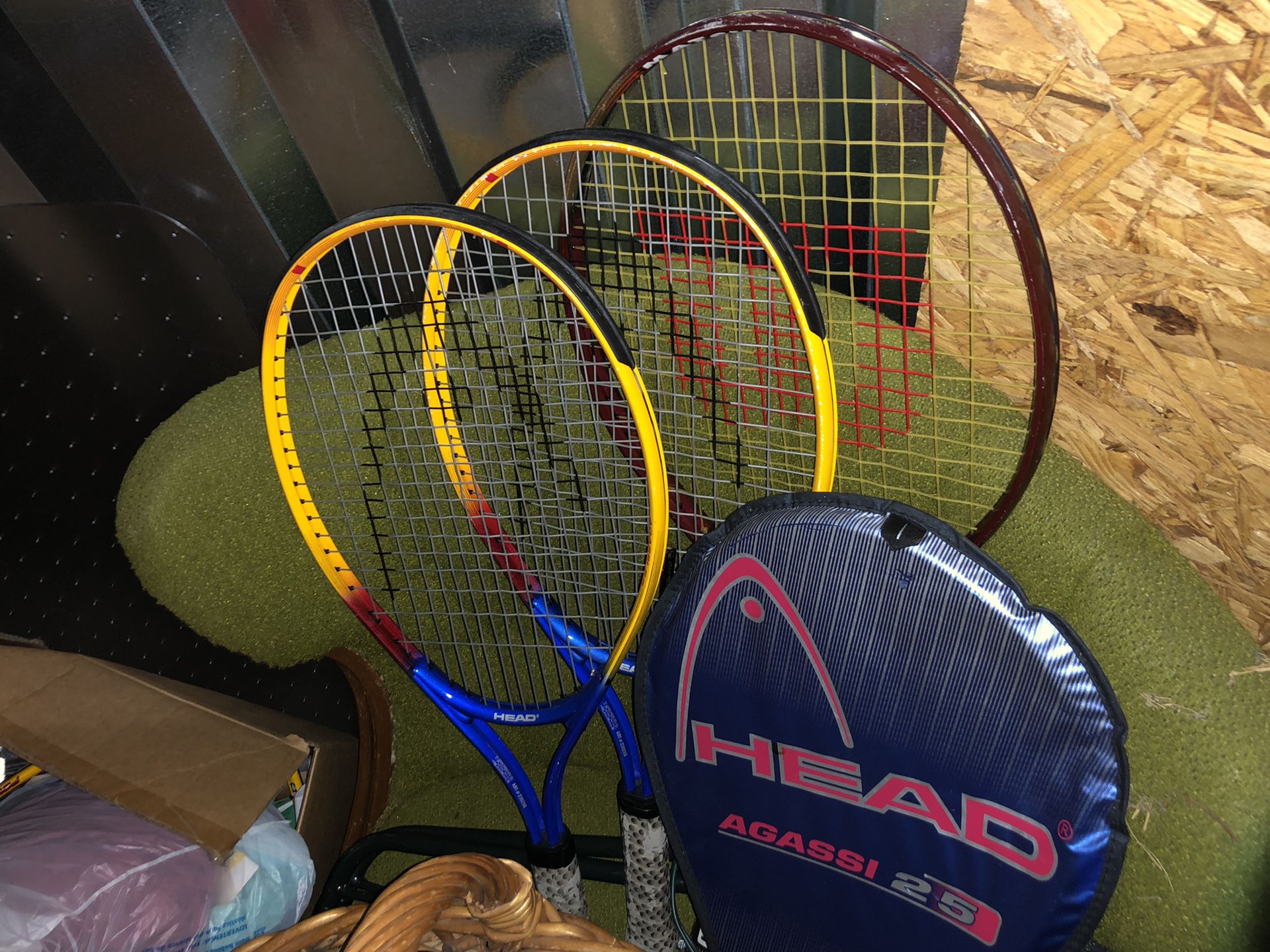 Tennis rackets (3)