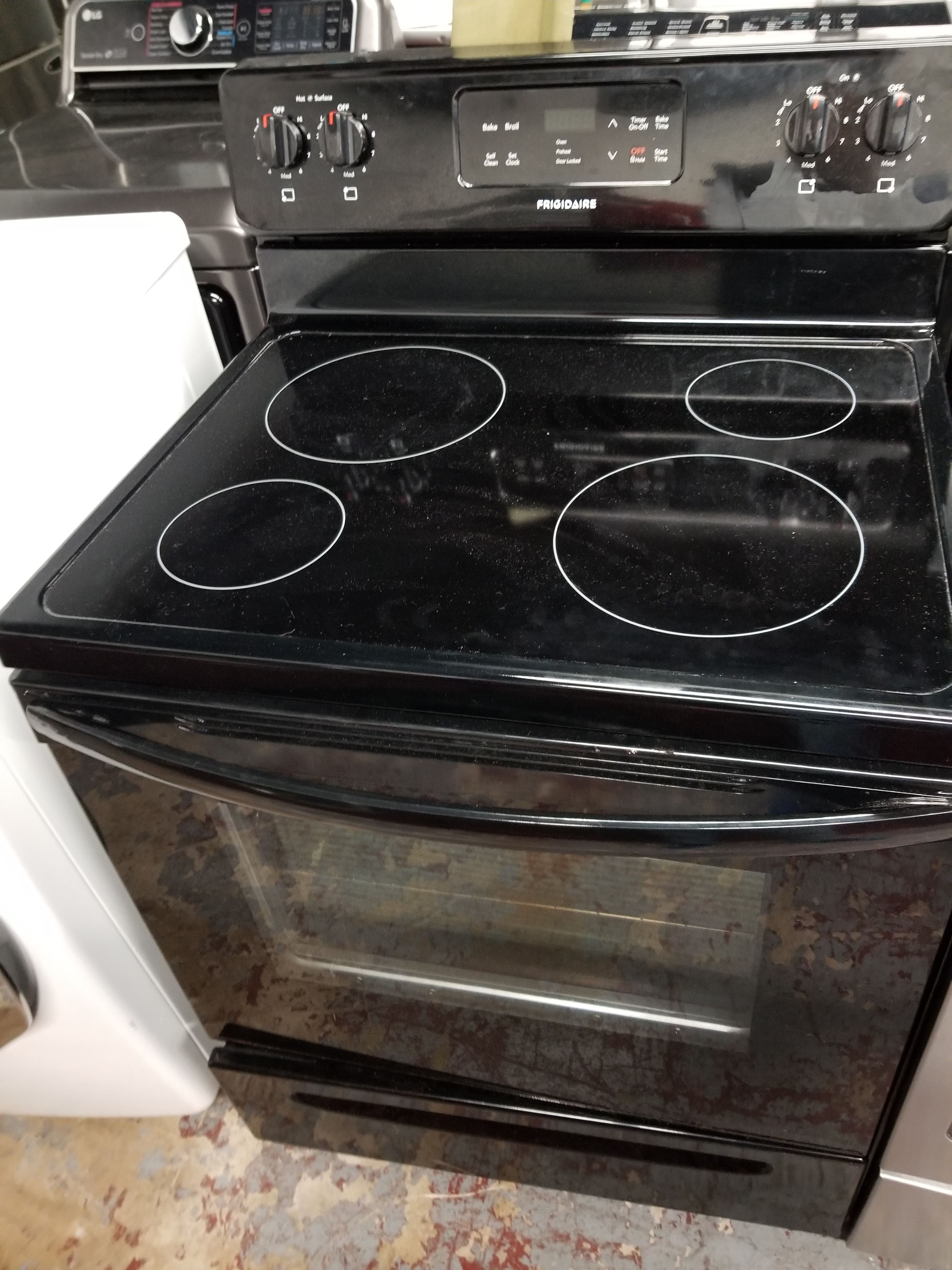 Frigidaire electric glass top stove
