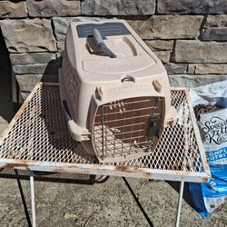 Small Petmate Kennel Cab