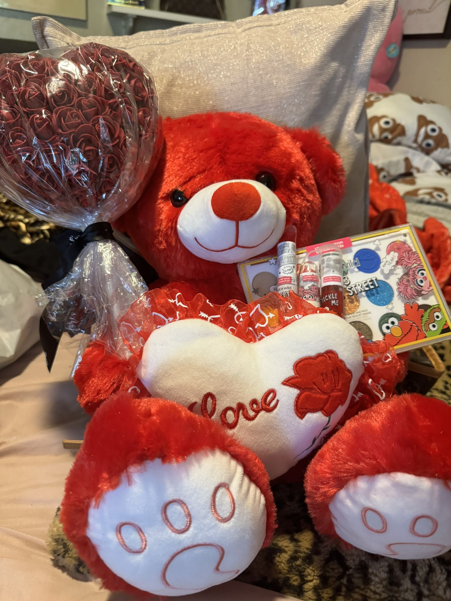 Mother’s Day bear with make up and a beautiful rose heart