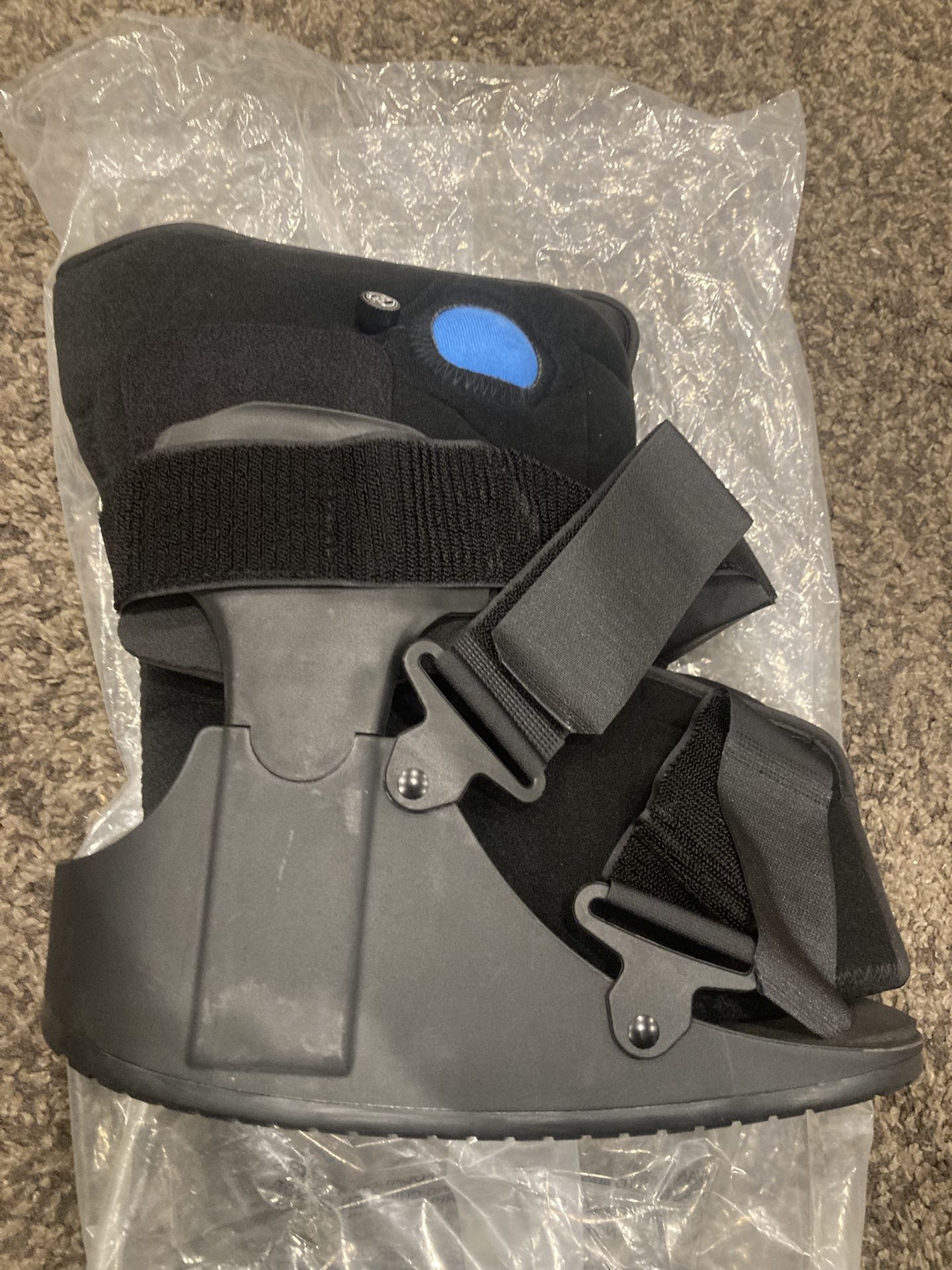 United Ortho Fracture Walking Boot MEDIUM 