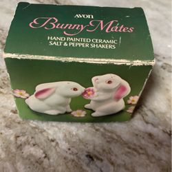 Avon Bunny Mates Salt And Pepper Shakers 