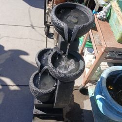 4 Tier Fiberglass Fountain ⛲️ 👌 😍 😋 🙌 😳