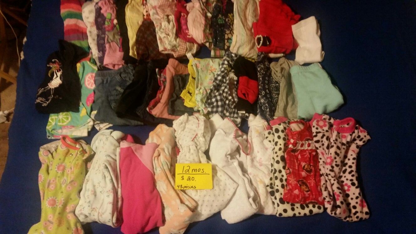 Girls clothes lot.
