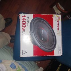 Pioneer 1400max 12 Imch Speaker
