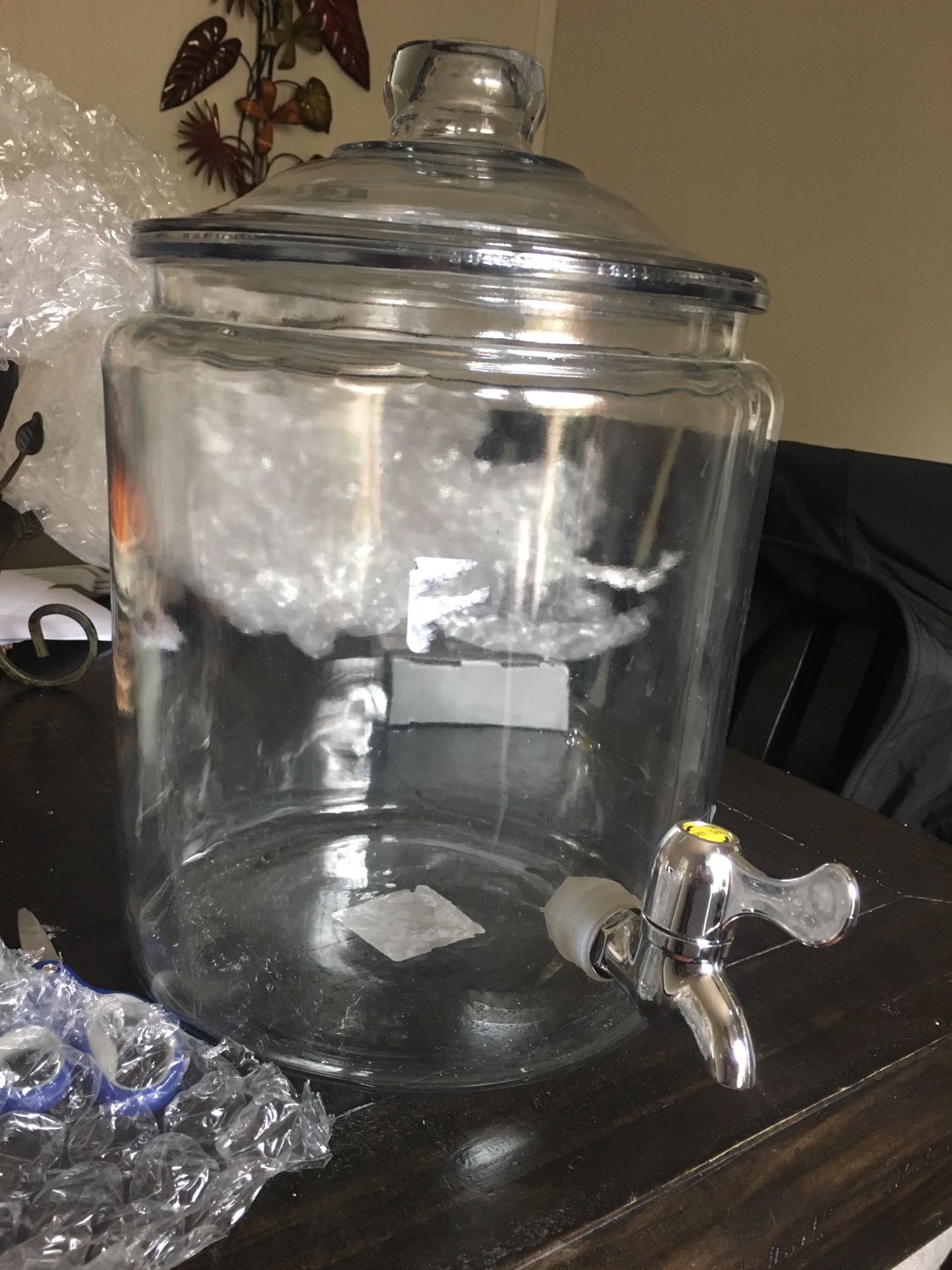 New Water dispenser jar