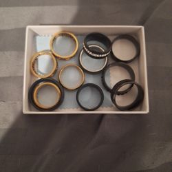 Rings Black And Gold 