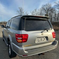 Toyota Sequoia 4x4                               not for parts 