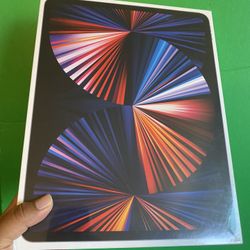 128GB Apple IPad Pro 12.9” 5th Generation (Latest 2021 Model / M1 chip ) WiFi + cellular (5G) with Accessories (Sealed Brand New)