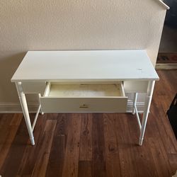 Desk/ Table 