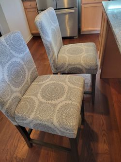 New Set Of 2 Count  Bar Stools 