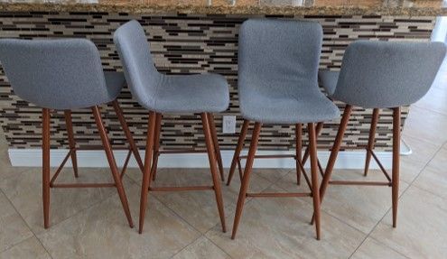 Bar Stools 