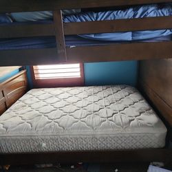 Serta Full Size Mattress  Like New
