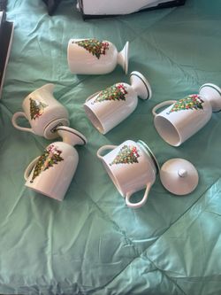 Vtg Mount Clemens Pottery Christmas Tree 5 Pedestal Mugs & Covered Sugar Bowl Set
