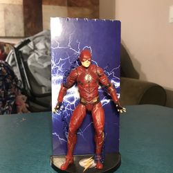 Flash Action Figure With Backdrop And Lighting Bolts Justice League Movie Version