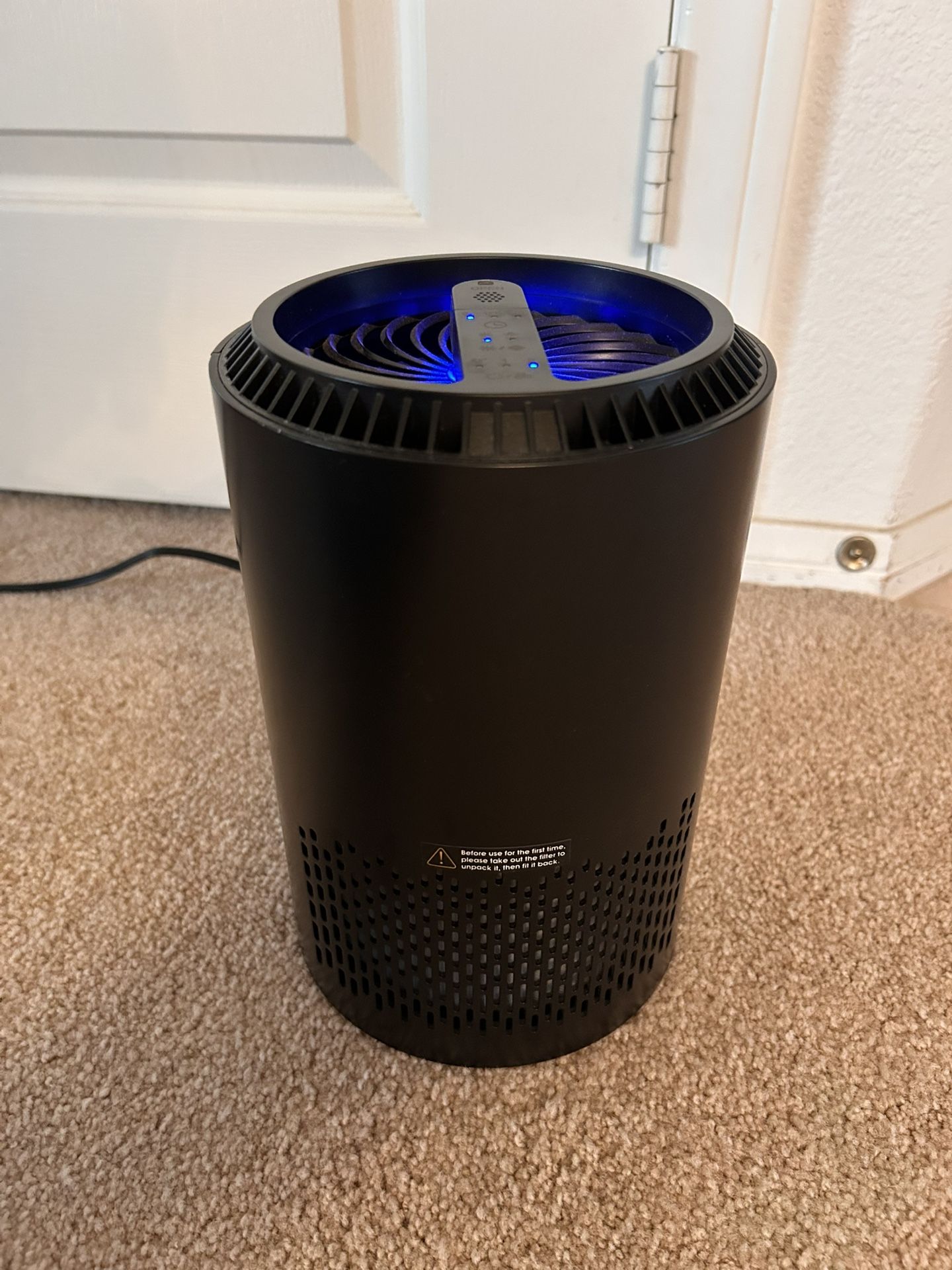 Kloudic Air Purifier + One Filter.