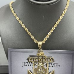 10k Gold Anchor Pendant With Rope Chain. Package Deal!! 