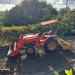2005 Kubota Diesel Tractor L2800