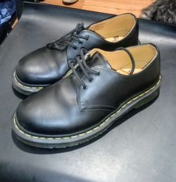 Dr Marten Smooth Leather Oxford Shoes Women's 7.5 $90