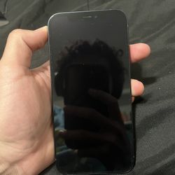 iPhone 12 - Carrier Unlocked - 64 GB