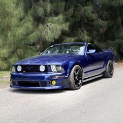 Mustang V8 GT MANUAL 