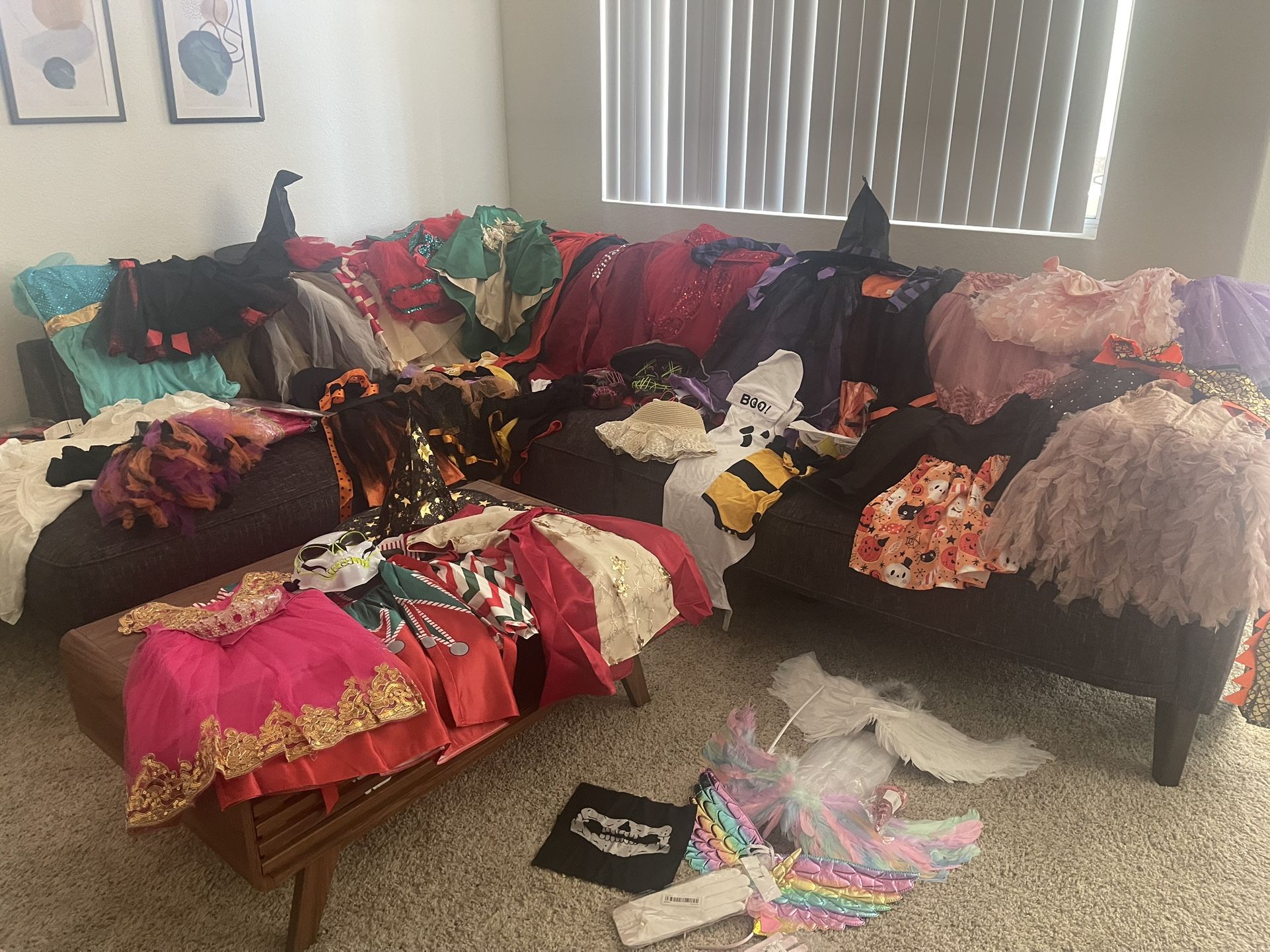 Free New Halloween And Christmas Costumes Gilbert Pick Up
