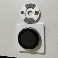 Nest Thermostat - Used 