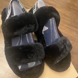 UGG Slippers Size 8