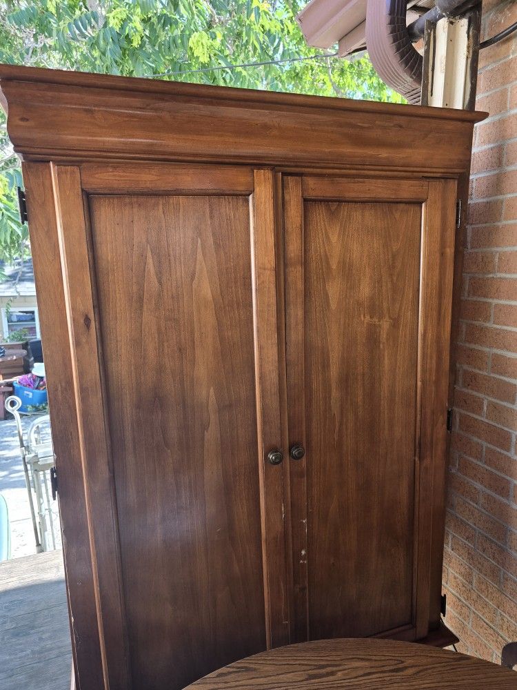 Wood Dresser With Shelves