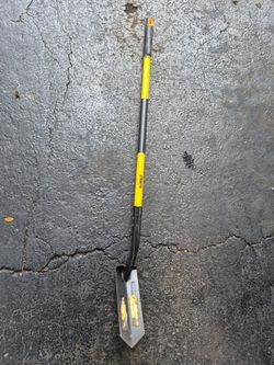 Dewalt trenching shovel