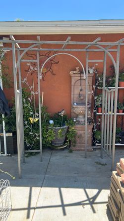 80” x 72” Metal patio bridge