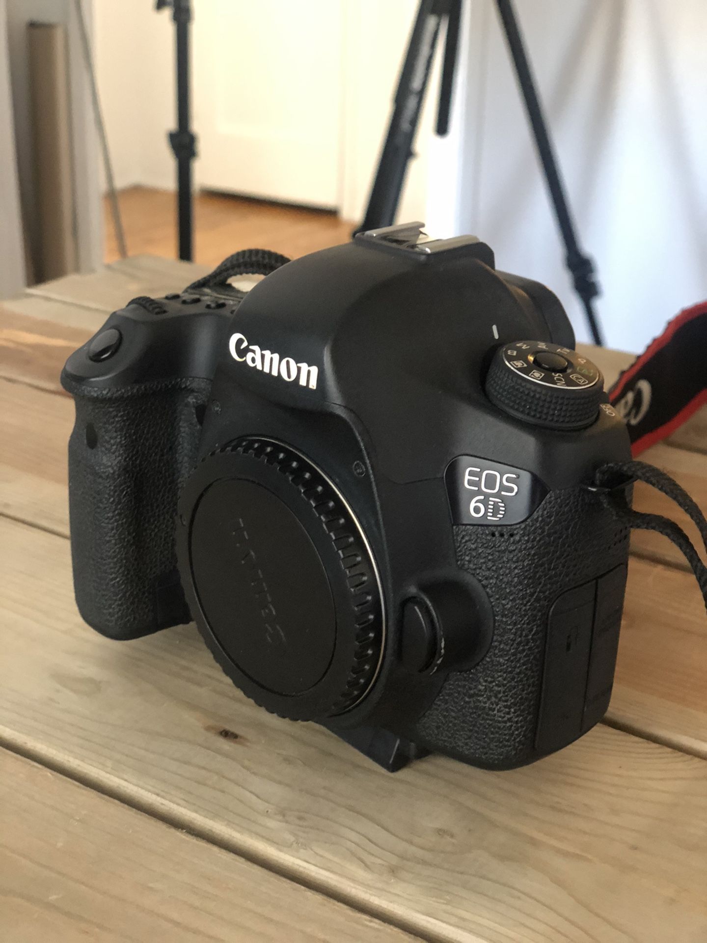 Canon 6D DSLR camera