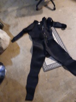 Title: O'Neill Men's Full Wetsuit - Size Medium - Tech Series Style 4110 - Great Condition