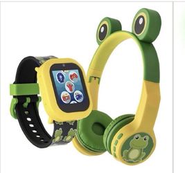 iTech Jr Kids Boys Frog Smartwatch with On Ear Light up Bluetooth Headphones BN