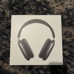 Airpods max Space grey (brand new just opened box for pictures)