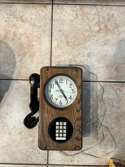 Vintage Functional Phone Clock