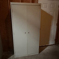 Heavy Duty Metal Storage Cabinet