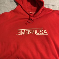 Supreme Hoodie 