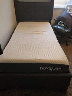 Free Bed frame  with drawers